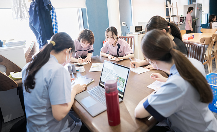 ミーティング風景