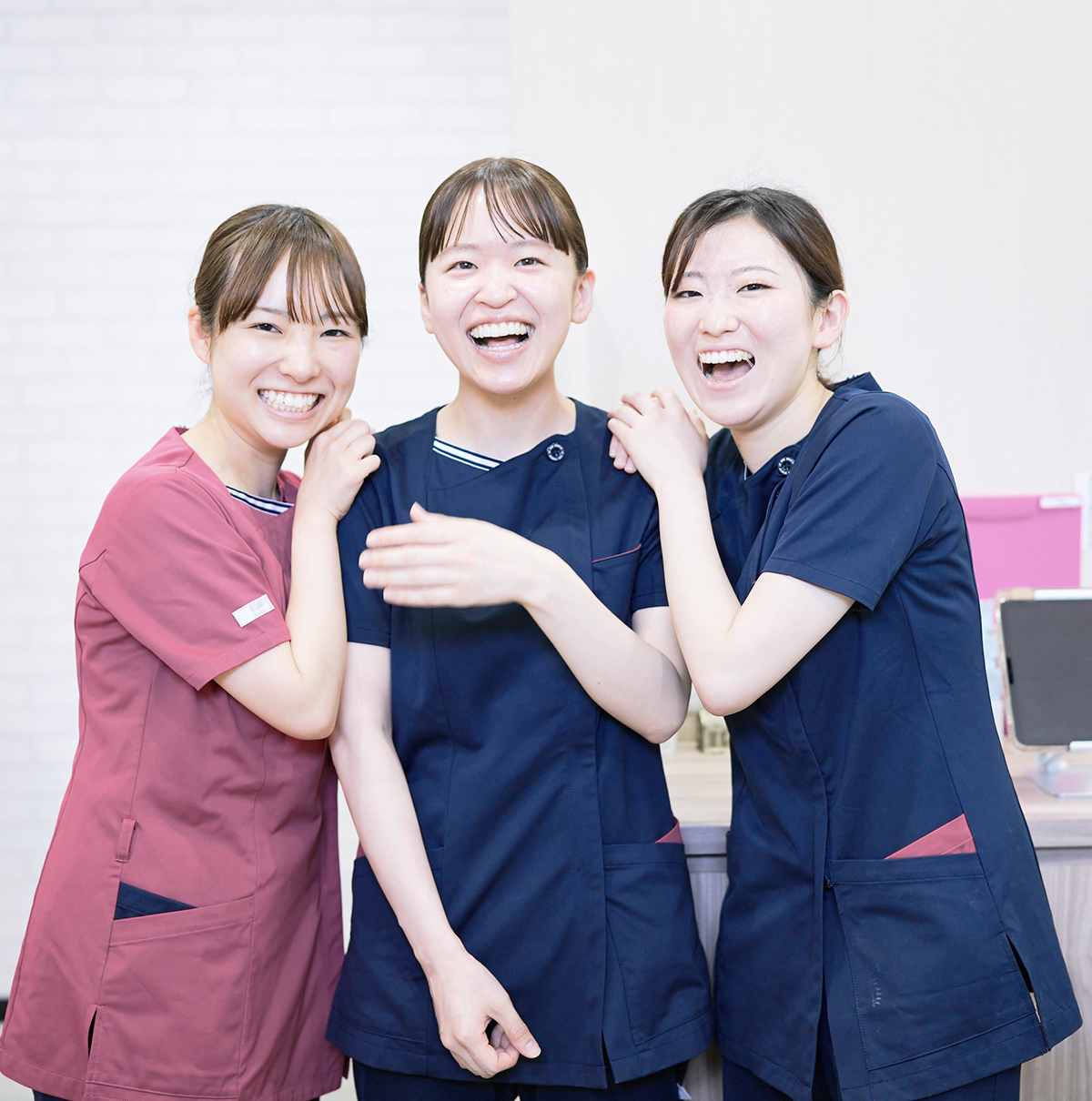 スタッフ笑顔写真