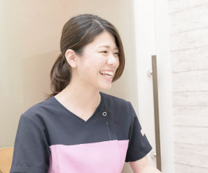 アシスタント／事務 今城